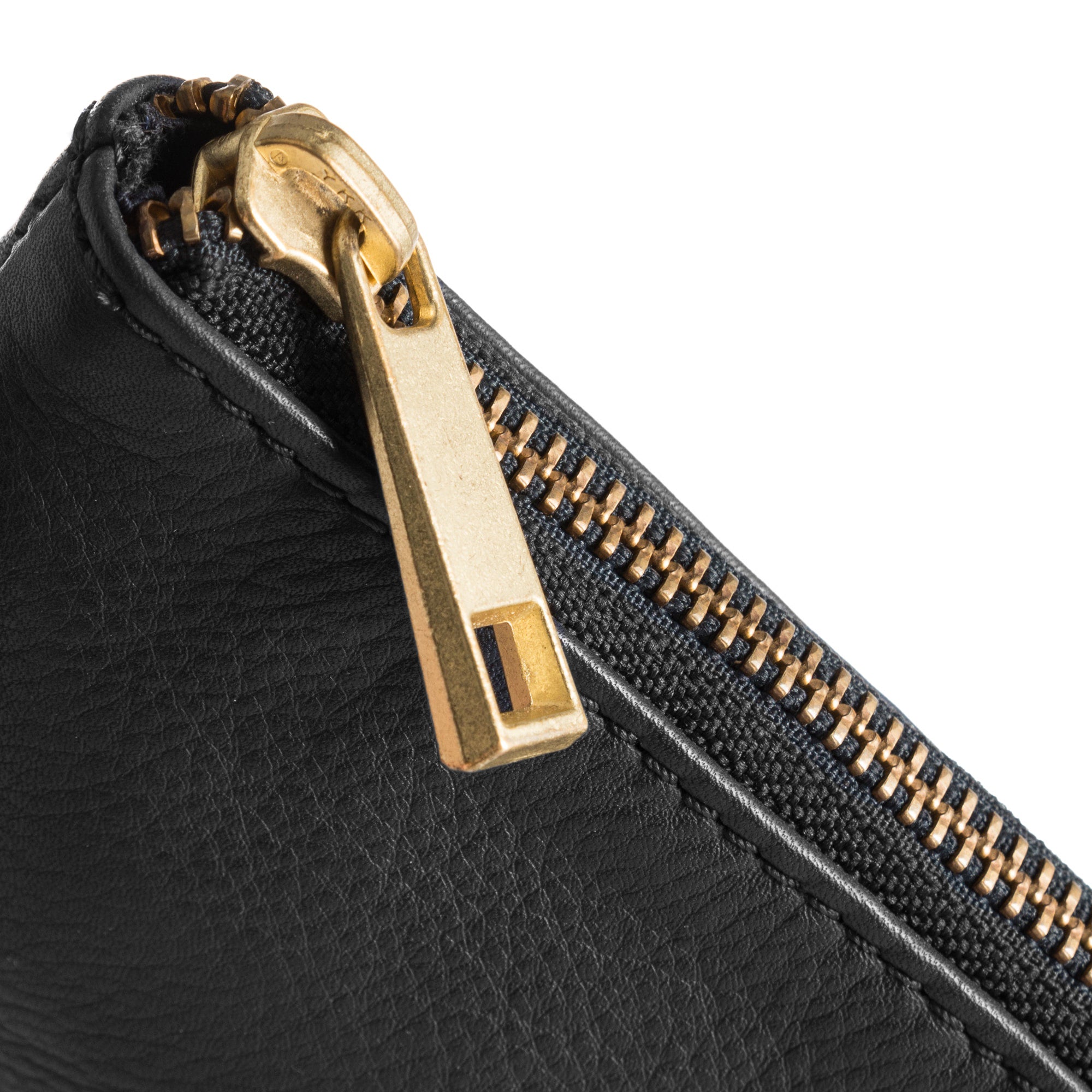 DEPECHE. - Leather bags just never goes out of style